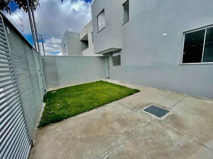 Foto 3 de Casa com 3 Quartos à venda, 90m² em Rio Branco, Belo Horizonte