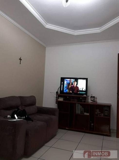 Foto 1 de Casa com 3 Quartos à venda, 146m² em Vila São José, Taubaté