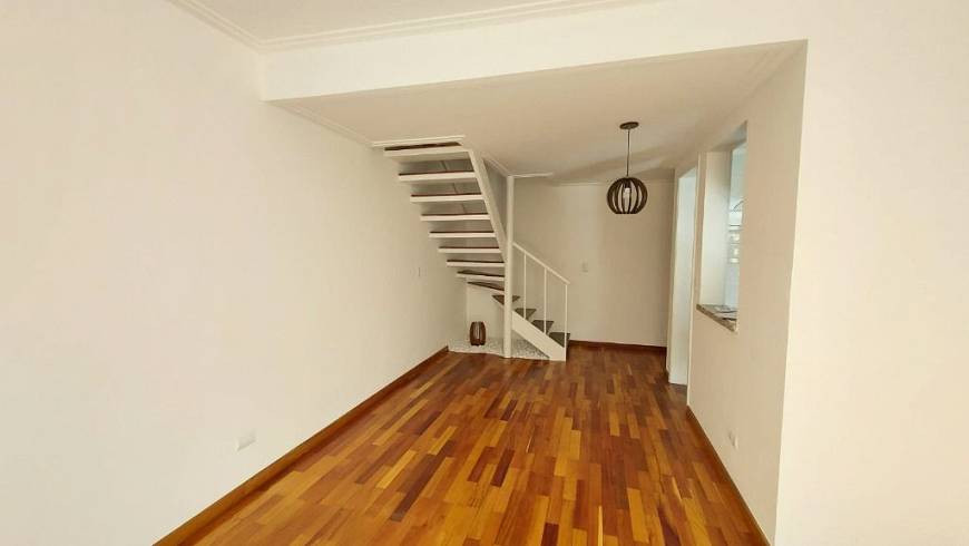 Foto 1 de Casa de Condomínio com 2 Quartos à venda, 80m² em Jardim Ester, São Paulo