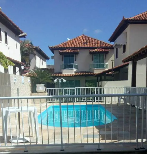 Foto 1 de Casa de Condomínio com 2 Quartos à venda, 76m² em Portinho, Cabo Frio