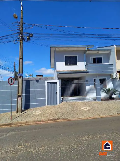 Foto 1 de Sobrado com 3 Quartos para alugar, 115m² em Colonia Dona Luiza, Ponta Grossa