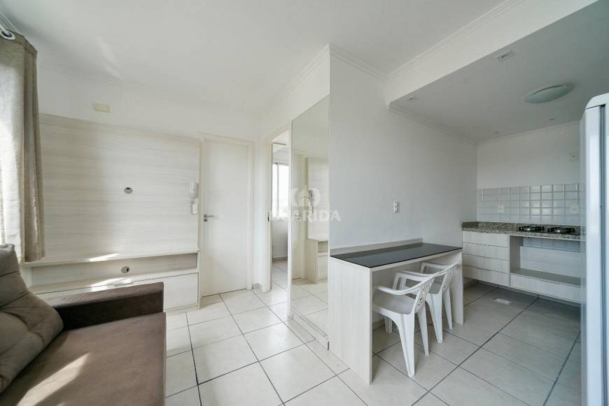 Foto 1 de Apartamento com 1 Quarto para alugar, 27m² em Jardim Botânico, Porto Alegre