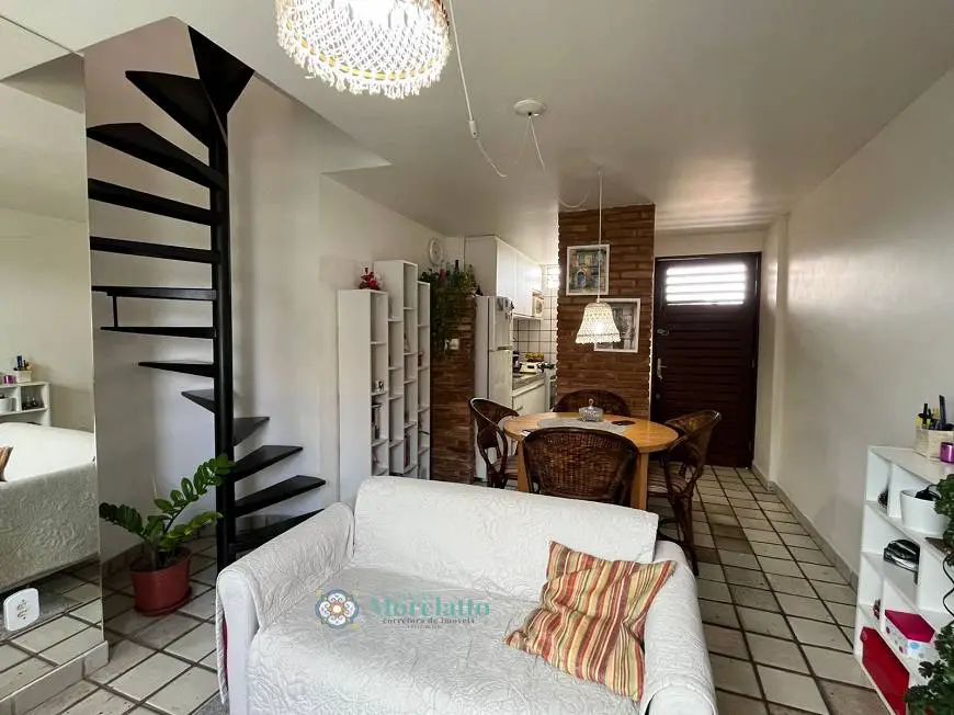 Foto 4 de Apartamento com 1 Quarto à venda, 50m² em Pajuçara, Maceió