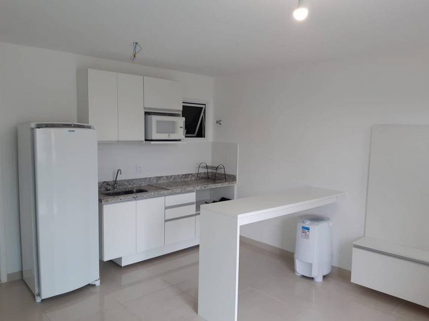Foto 2 de Apartamento com 1 Quarto para alugar, 33m² em Taquara, Rio de Janeiro