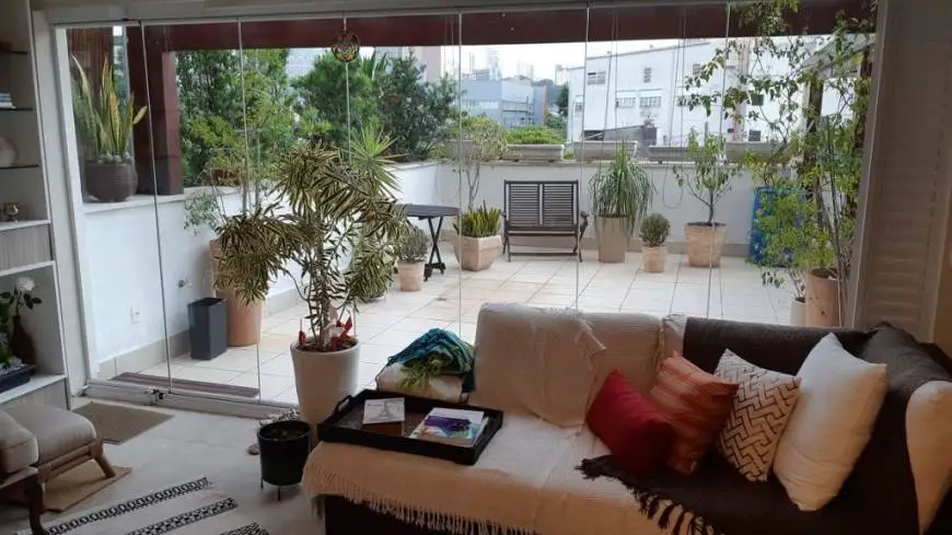 Foto 3 de Apartamento com 2 Quartos à venda, 133m² em Brooklin, São Paulo