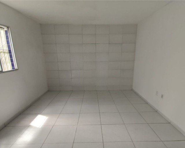 Foto 2 de Apartamento com 2 Quartos para alugar, 65m² em Caxangá, Recife