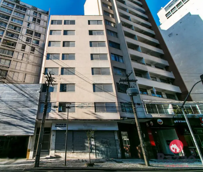 Foto 1 de Apartamento com 2 Quartos para alugar, 36m² em Centro, Curitiba