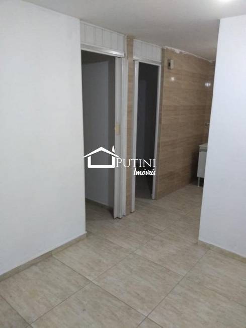 Foto 1 de Apartamento com 2 Quartos à venda, 49m² em Conjunto Habitacional Presidente Castelo Branco, Carapicuíba