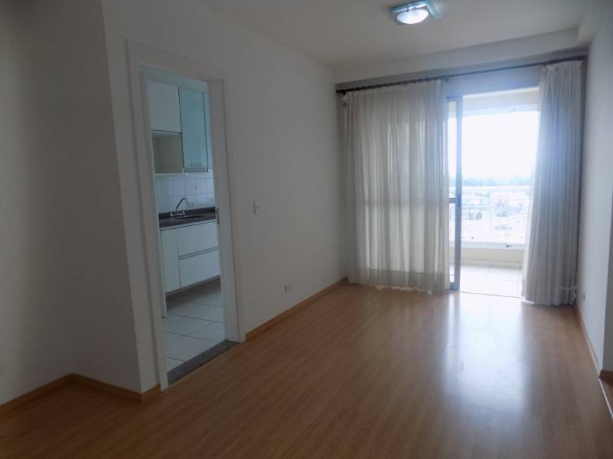 Foto 2 de Apartamento com 2 Quartos para alugar, 70m² em Ecoville, Curitiba