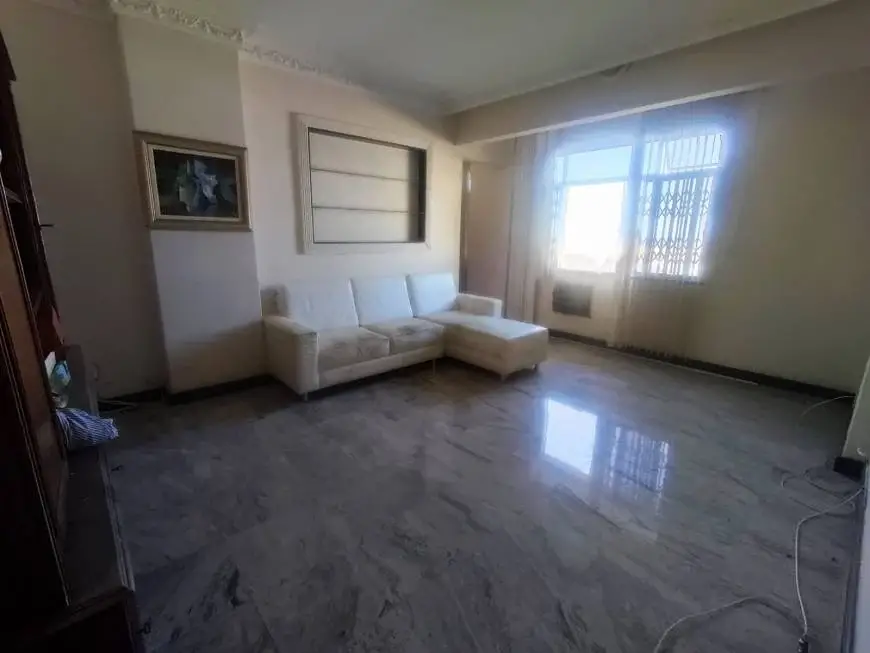 Foto 3 de Apartamento com 2 Quartos à venda, 94m² em Leme, Rio de Janeiro