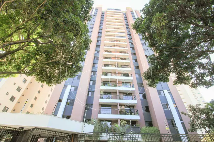 Foto 1 de Apartamento com 2 Quartos para alugar, 130m² em Moema, São Paulo