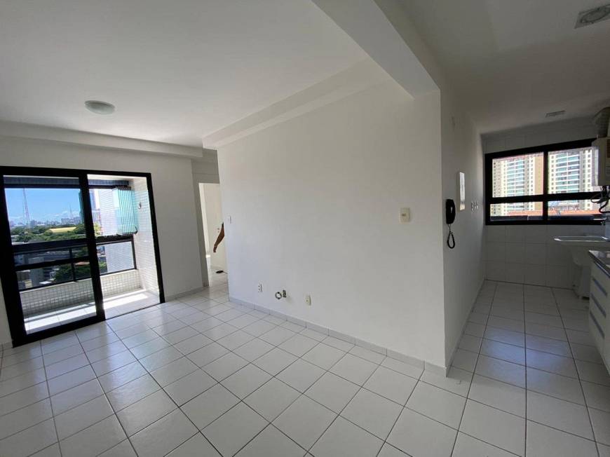 Foto 5 de Apartamento com 2 Quartos à venda, 67m² em Rio Vermelho, Salvador