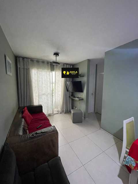 Foto 3 de Apartamento com 2 Quartos à venda, 45m² em Vista Alegre, Rio de Janeiro