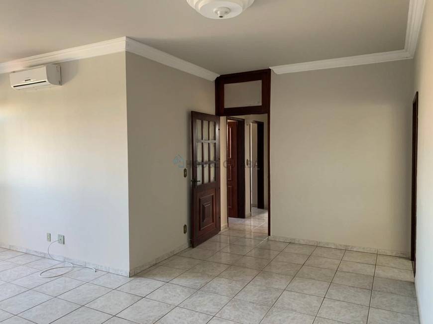 Foto 4 de Apartamento com 3 Quartos à venda, 110m² em Araés, Cuiabá