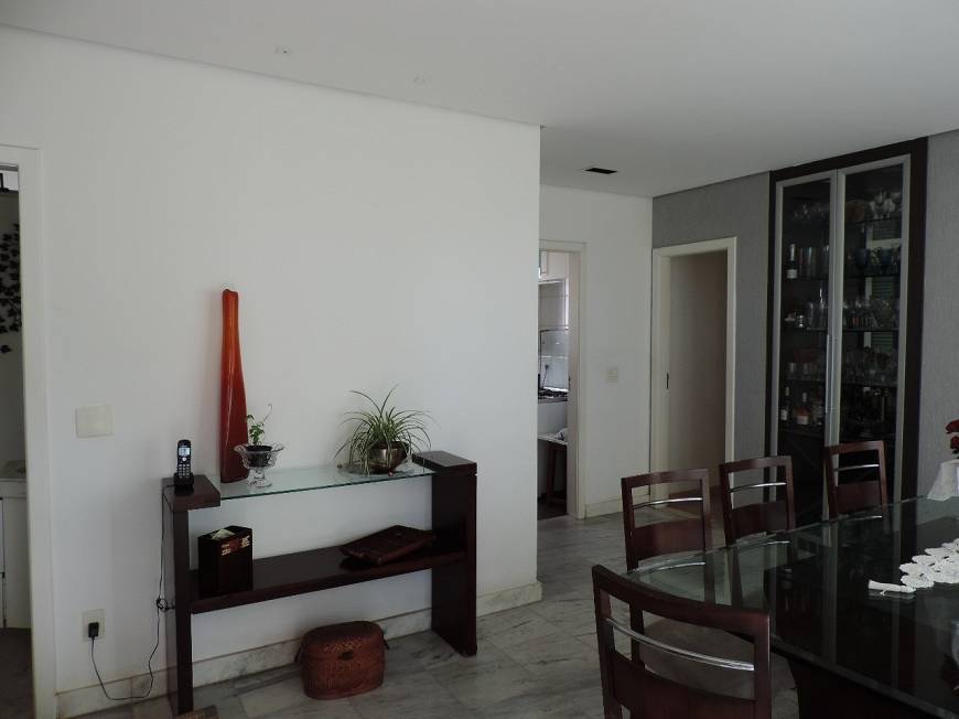Foto 5 de Apartamento com 3 Quartos para alugar, 130m² em Belvedere, Belo Horizonte