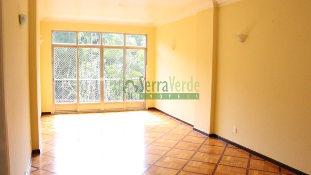 Foto 1 de Apartamento com 3 Quartos para alugar, 120m² em Centro, Petrópolis