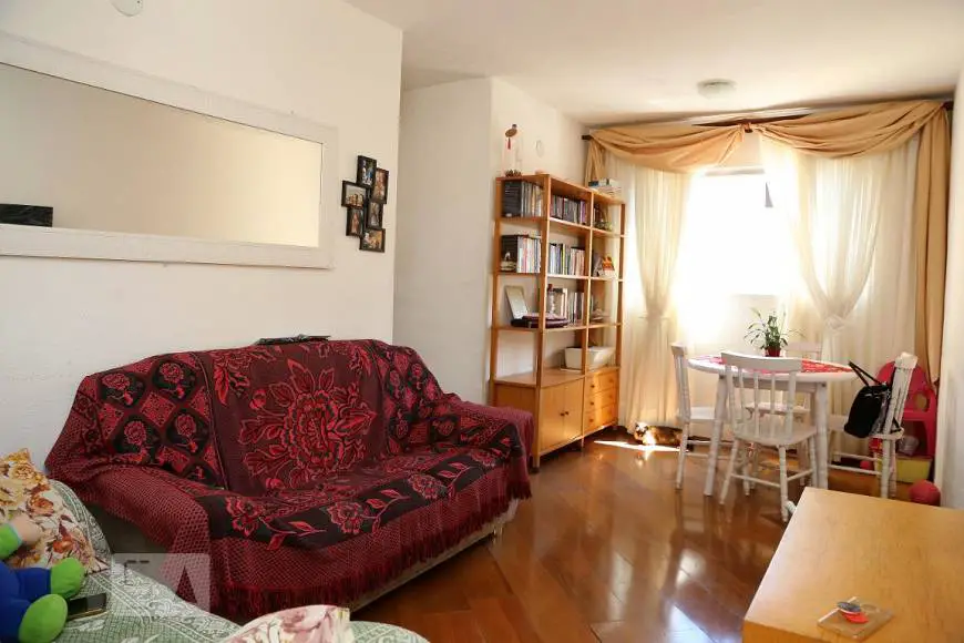 Foto 1 de Apartamento com 3 Quartos para alugar, 65m² em Parque Pinheiros, Taboão da Serra