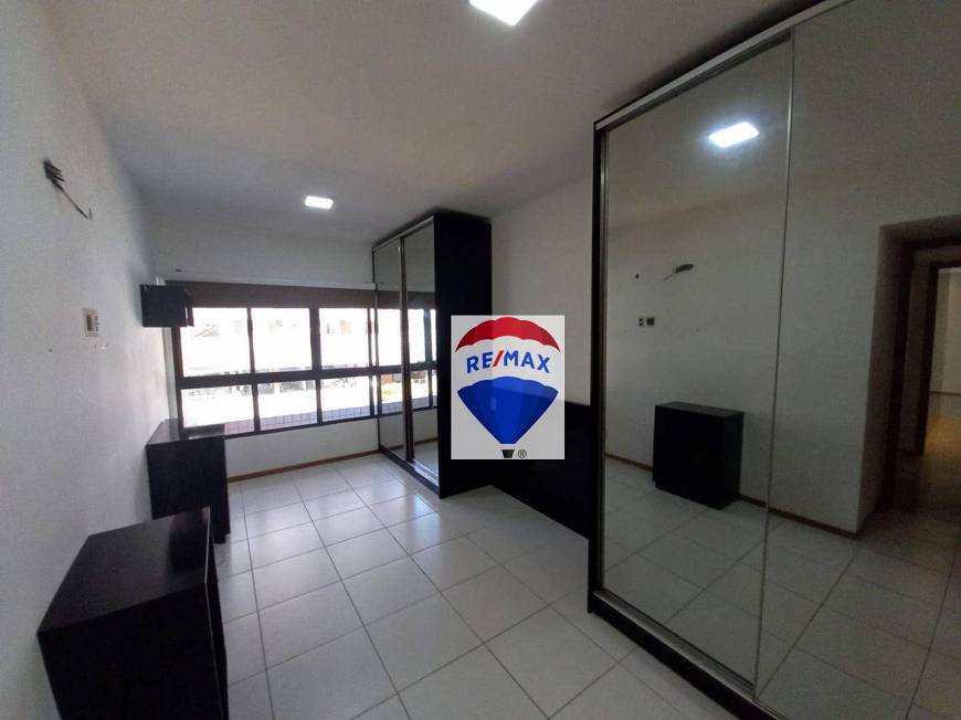 Foto 4 de Apartamento com 3 Quartos à venda, 112m² em Ponta Verde, Maceió