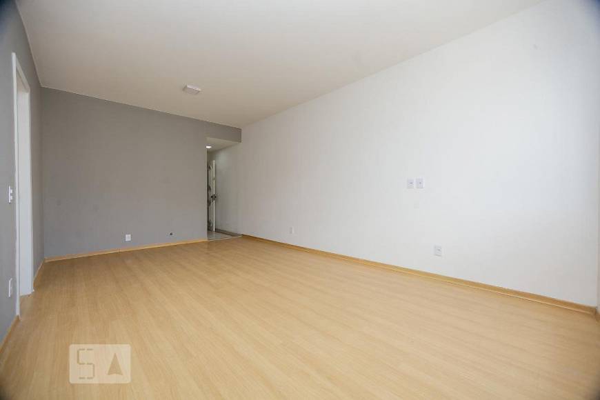 Foto 4 de Apartamento com 3 Quartos para alugar, 90m² em Santa Rosa, Niterói