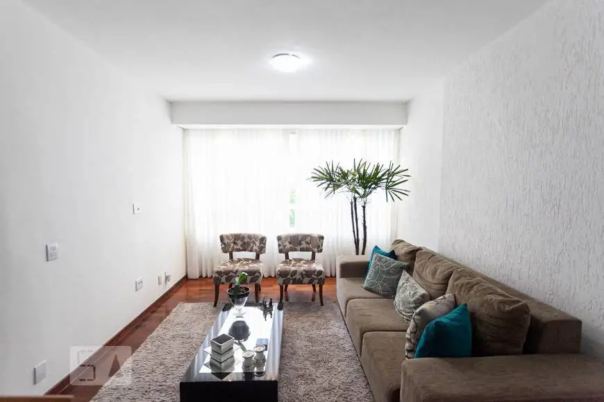 Foto 1 de Apartamento com 3 Quartos para alugar, 130m² em Santo Antônio, Belo Horizonte