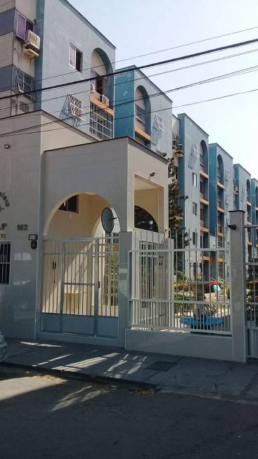 Foto 3 de Apartamento com 3 Quartos à venda, 57m² em Tabapuã, Caucaia