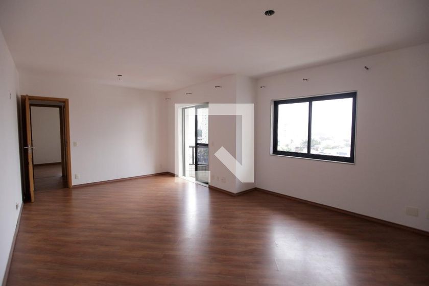 Foto 3 de Apartamento com 3 Quartos para alugar, 130m² em Tatuapé, São Paulo