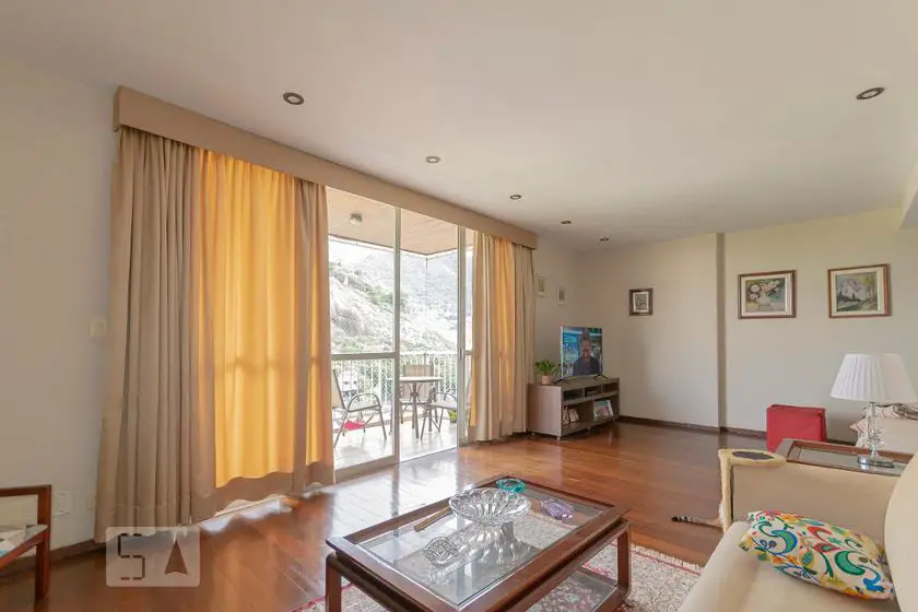 Foto 1 de Apartamento com 3 Quartos para alugar, 120m² em Tijuca, Rio de Janeiro