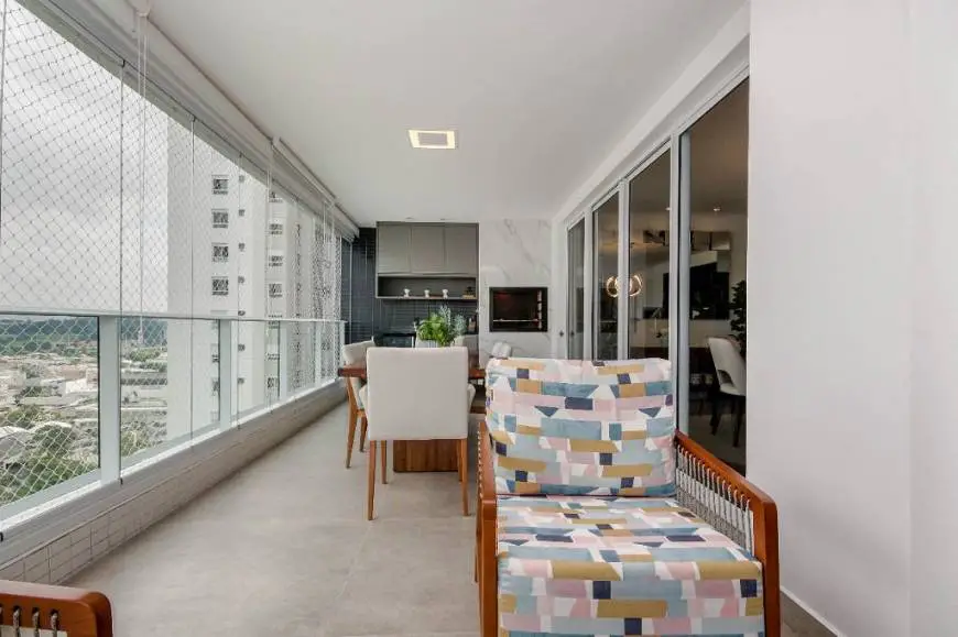 Foto 3 de Apartamento com 3 Quartos para alugar, 134m² em Vila Anastácio, São Paulo