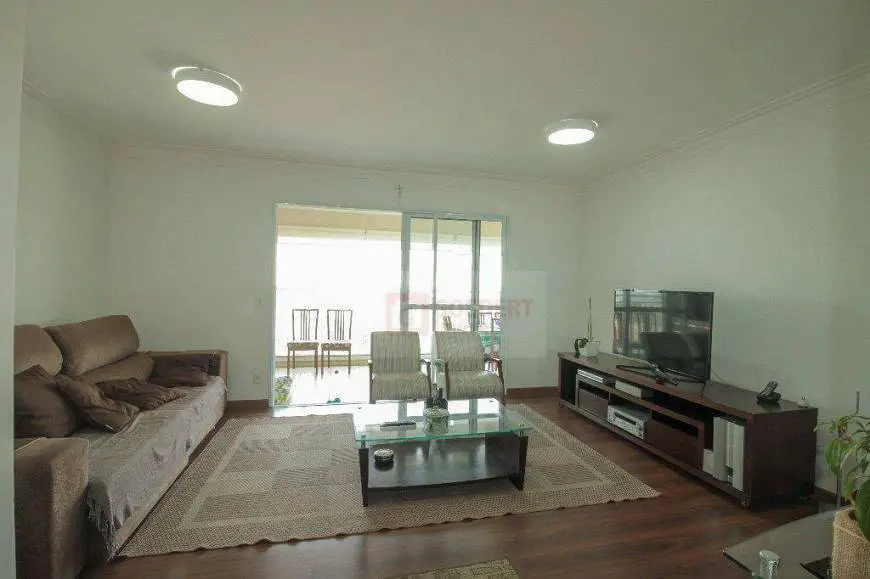 Foto 3 de Apartamento com 3 Quartos à venda, 110m² em Vila Augusta, Guarulhos