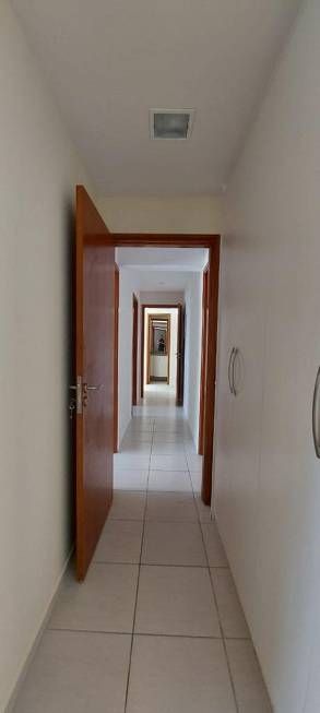 Foto 5 de Apartamento com 4 Quartos à venda, 158m² em Boa Viagem, Recife