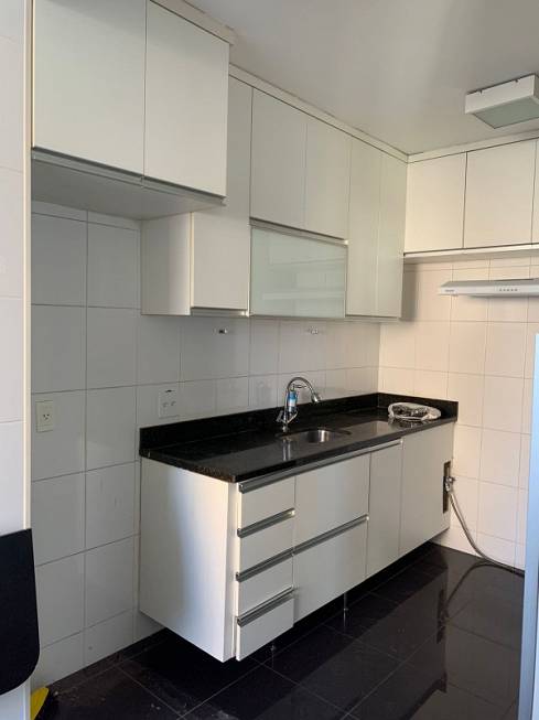 Foto 4 de Apartamento com 4 Quartos para alugar, 105m² em Buritis, Belo Horizonte