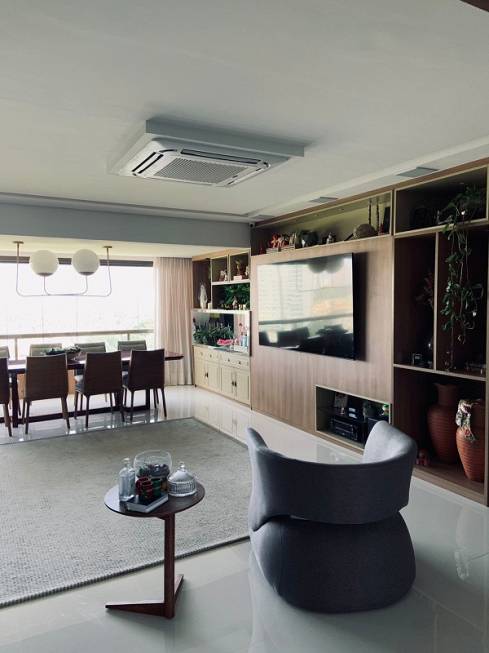 Foto 2 de Apartamento com 4 Quartos à venda, 250m² em Horto Florestal, Salvador