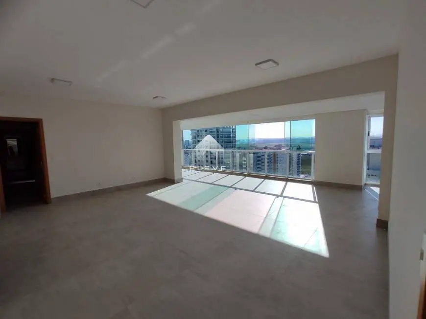 Foto 1 de Apartamento com 4 Quartos para alugar, 184m² em Parque Residencial Aquarius, São José dos Campos