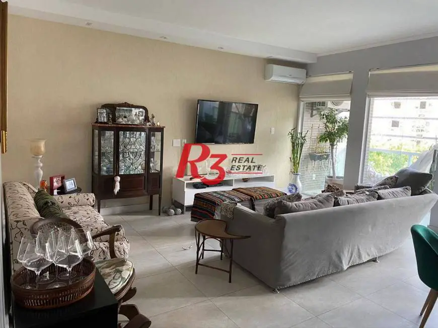 Foto 2 de Apartamento com 4 Quartos à venda, 210m² em Pompeia, Santos