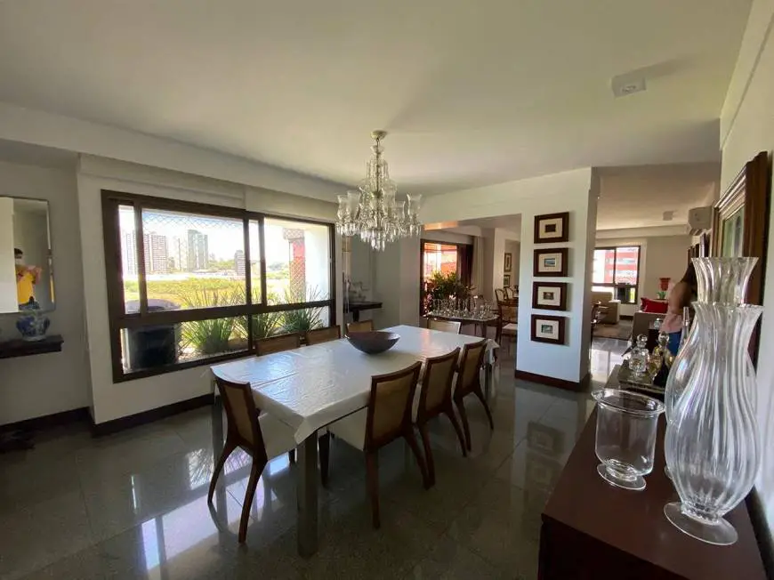 Foto 1 de Apartamento com 5 Quartos à venda, 309m² em Caminho Das Árvores, Salvador