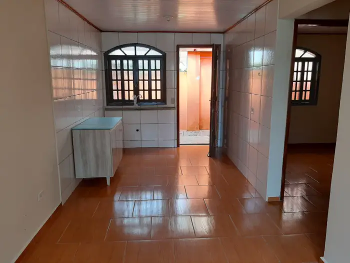 Foto 5 de Casa com 2 Quartos para alugar, 46m² em Barreirinha, Curitiba