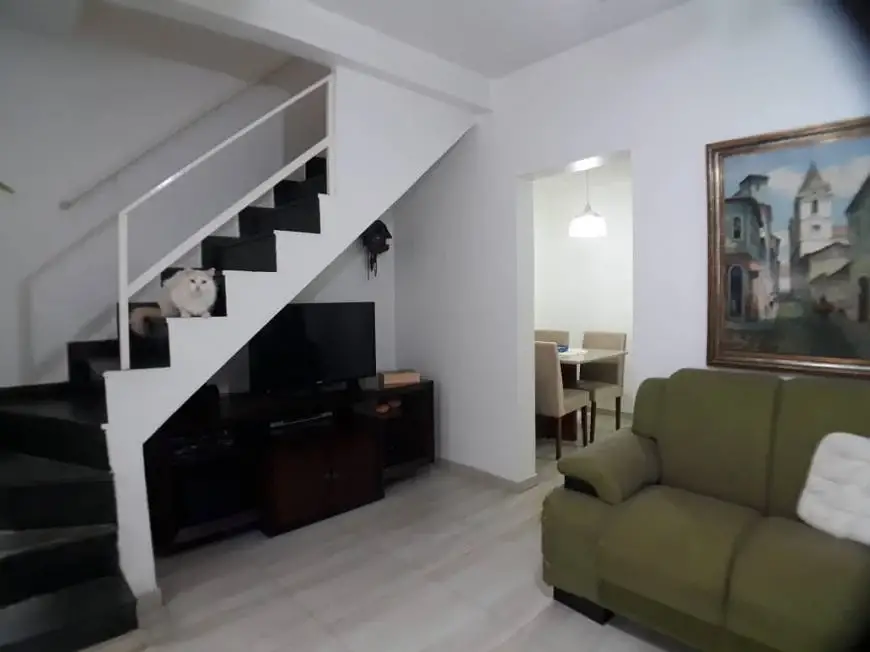 Foto 2 de Casa com 2 Quartos para alugar, 65m² em Dona Clara, Belo Horizonte