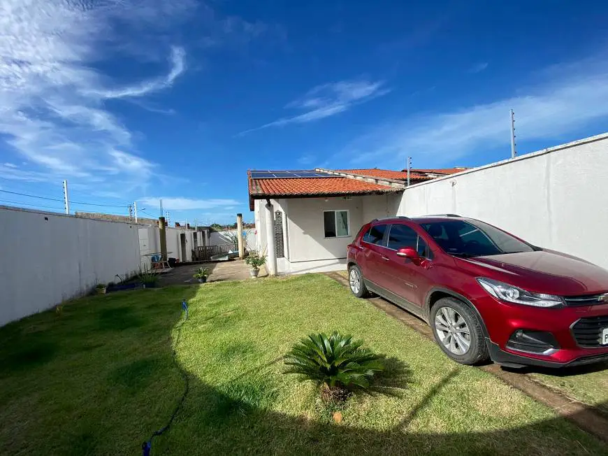 Foto 1 de Casa com 2 Quartos à venda, 72m² em Jardim Bandeirante, Maracanaú