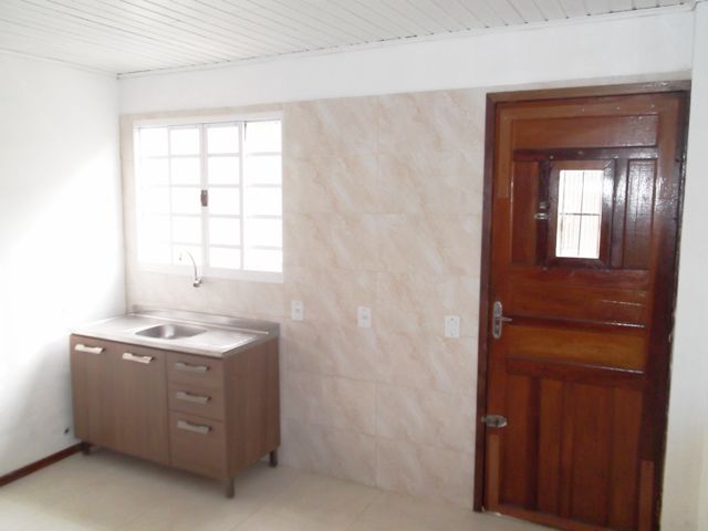 Foto 5 de Casa com 2 Quartos à venda, 45m² em Nonoai, Porto Alegre