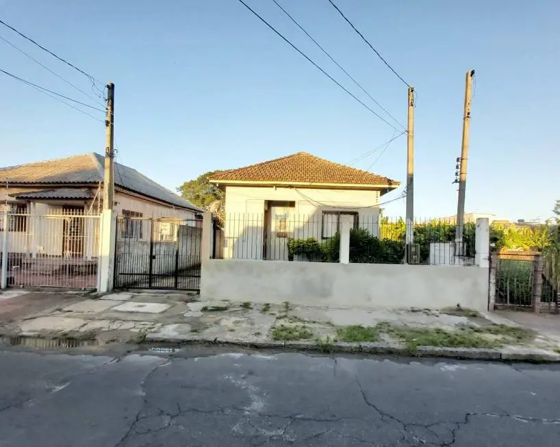 Foto 1 de Casa com 2 Quartos à venda, 154m² em Sarandi, Porto Alegre
