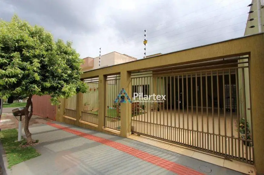 Foto 2 de Casa com 3 Quartos à venda, 157m² em Jardim Santa Alice, Londrina