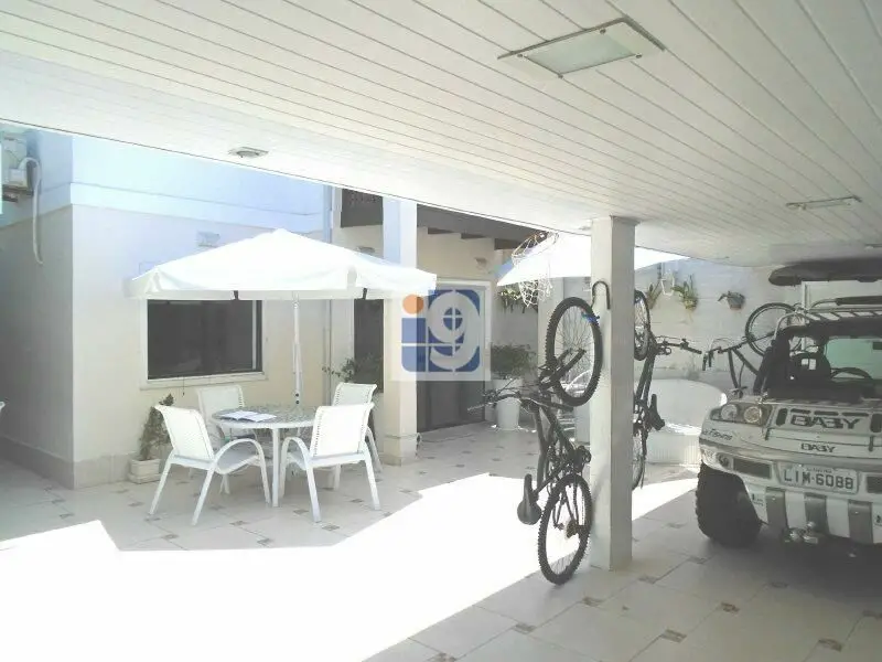 Foto 3 de Casa com 3 Quartos à venda, 230m² em Portinho, Cabo Frio