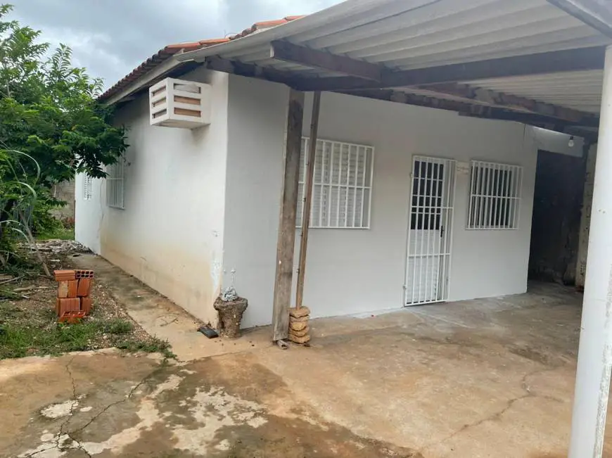 Foto 2 de Casa com 3 Quartos à venda, 70m² em Residencial Santa Terezinha II, Cuiabá