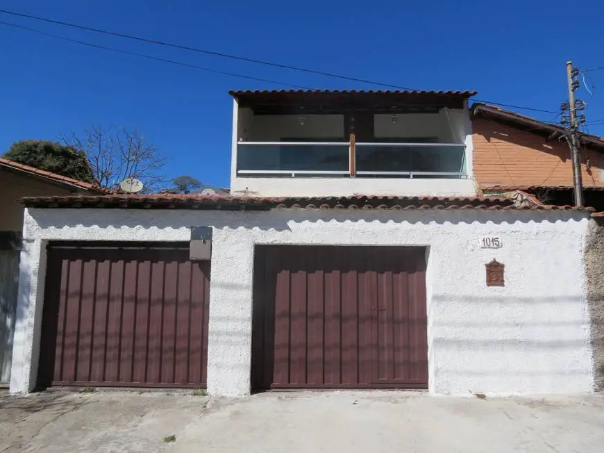 Foto 1 de Casa com 3 Quartos à venda, 212m² em Santa Maria, Belo Horizonte