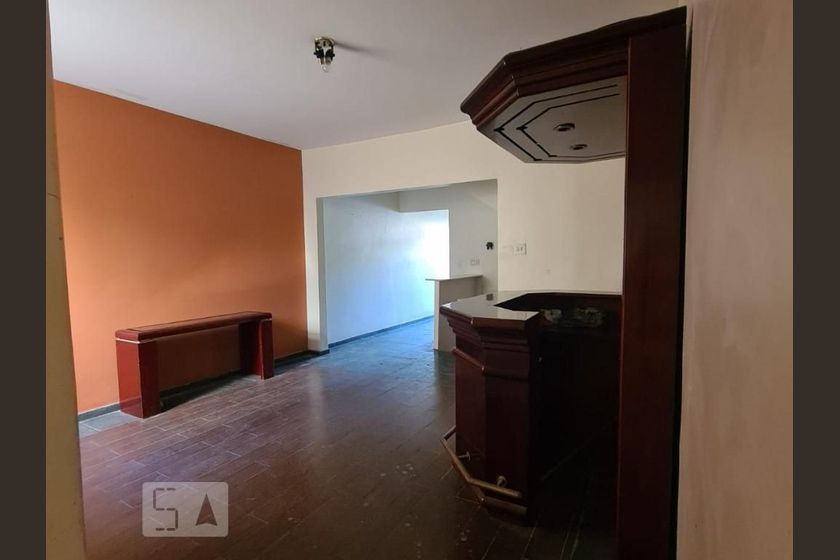 Foto 1 de Casa com 4 Quartos para alugar, 190m² em Cambuci, São Paulo