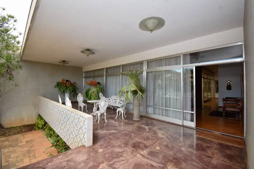 Foto 1 de Casa com 4 Quartos à venda, 450m² em Cidade Jardim, Belo Horizonte