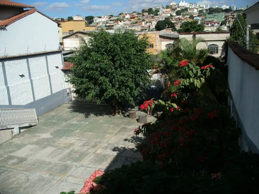 Foto 5 de Casa com 4 Quartos à venda, 120m² em Eymard, Belo Horizonte