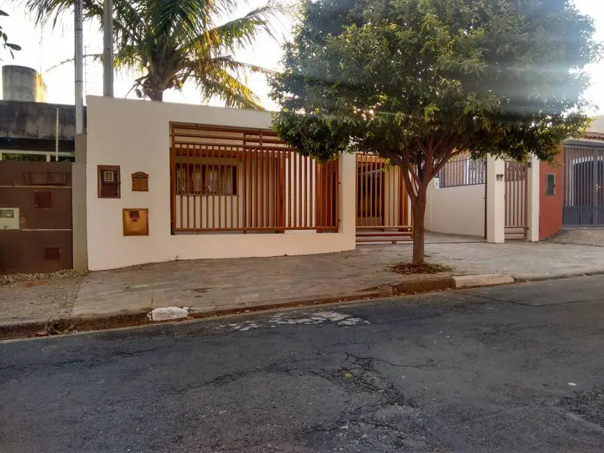 Foto 1 de Casa com 4 Quartos à venda, 198m² em Jardim Paraíso, Campinas
