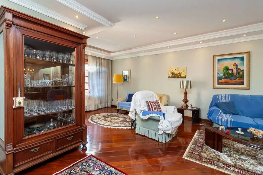 Foto 3 de Casa com 4 Quartos à venda, 400m² em Mont' Serrat, Porto Alegre