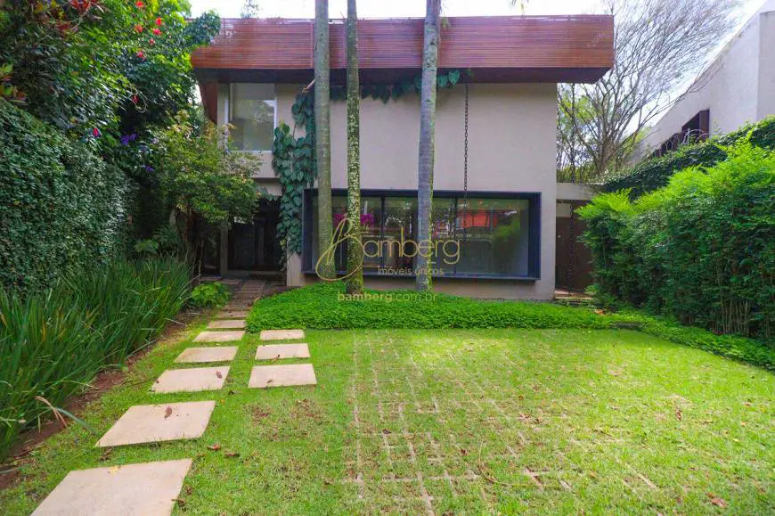 Foto 1 de Casa com 4 Quartos para alugar, 405m² em Vila Nova Conceição, São Paulo